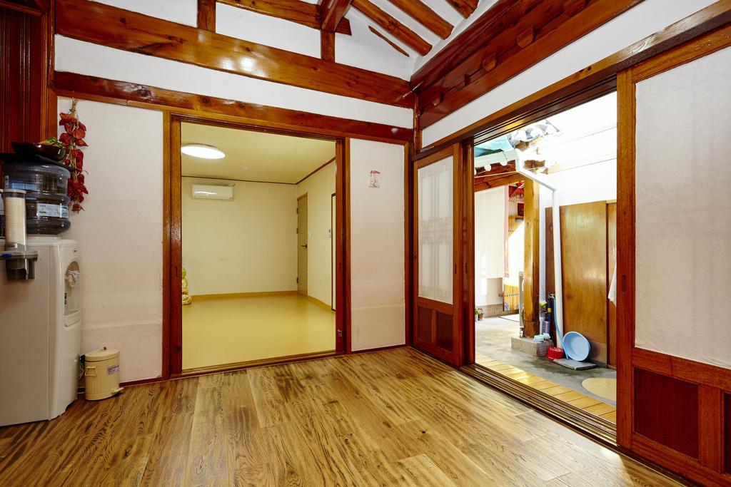 Hue Hanok 2* Seoul