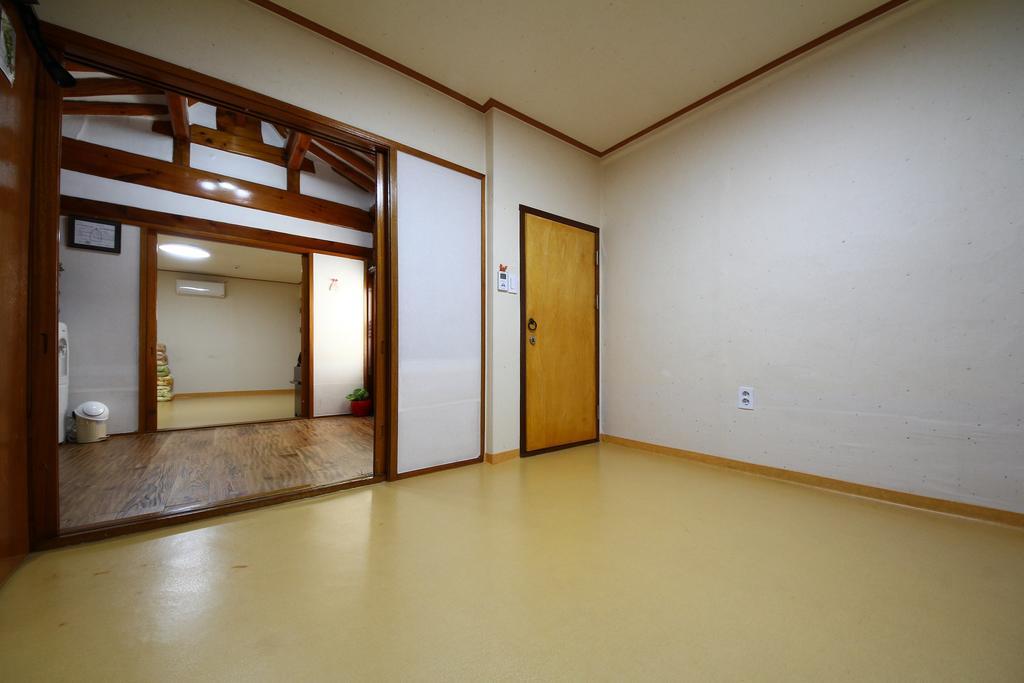 Hue Hanok Guest house Seoul